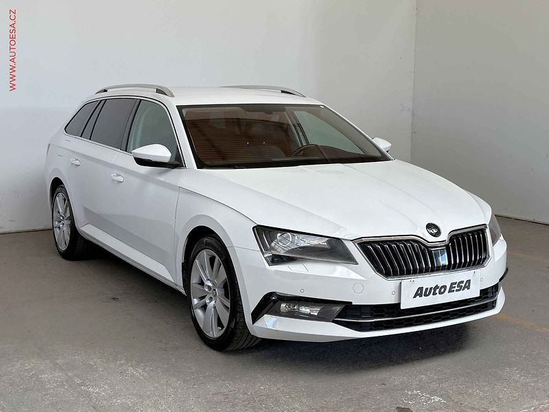Škoda Superb (2017) 2.0 TDI, 2.maj,ČR, Style - fotografie inzerátu