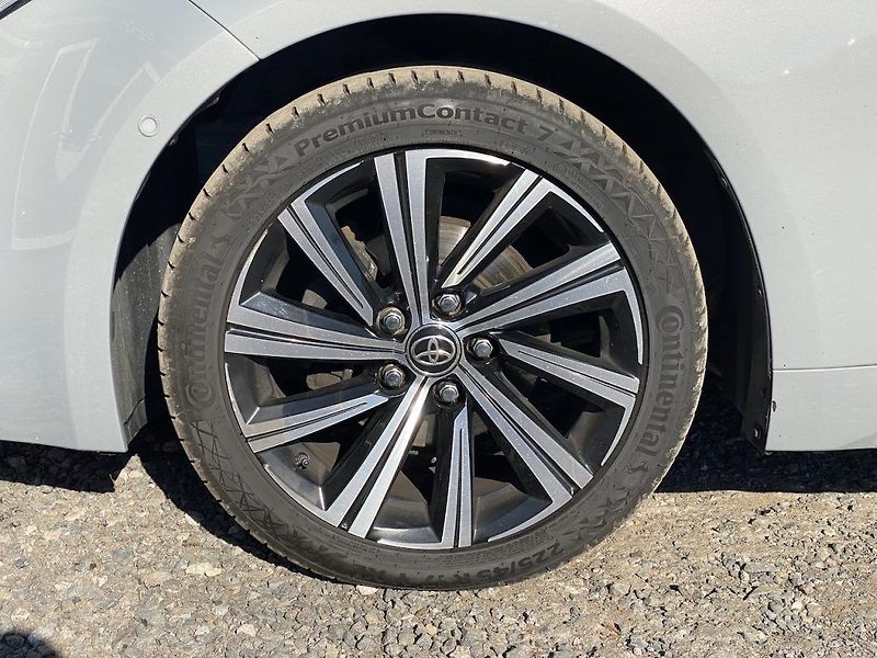 Toyota Corolla 1.8HSD, ČR-1m, StyleTech, DPH - fotka 10 z 17