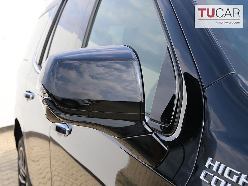 Chevrolet Tahoe (2026) High Country 6.2 V8 - fotka 13 z 45
