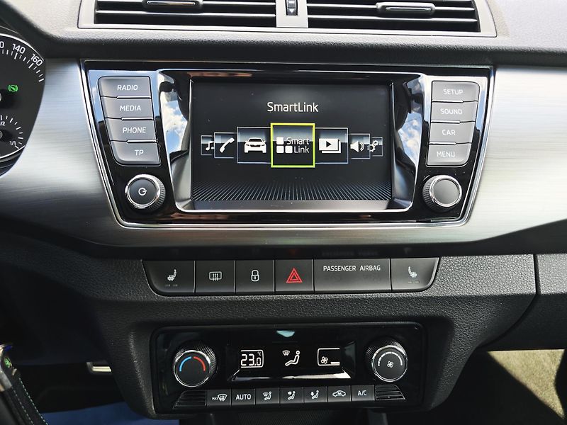Škoda Fabia TSI 81KW DSG KAMERA ACC 1Majit - fotka 16 z 22