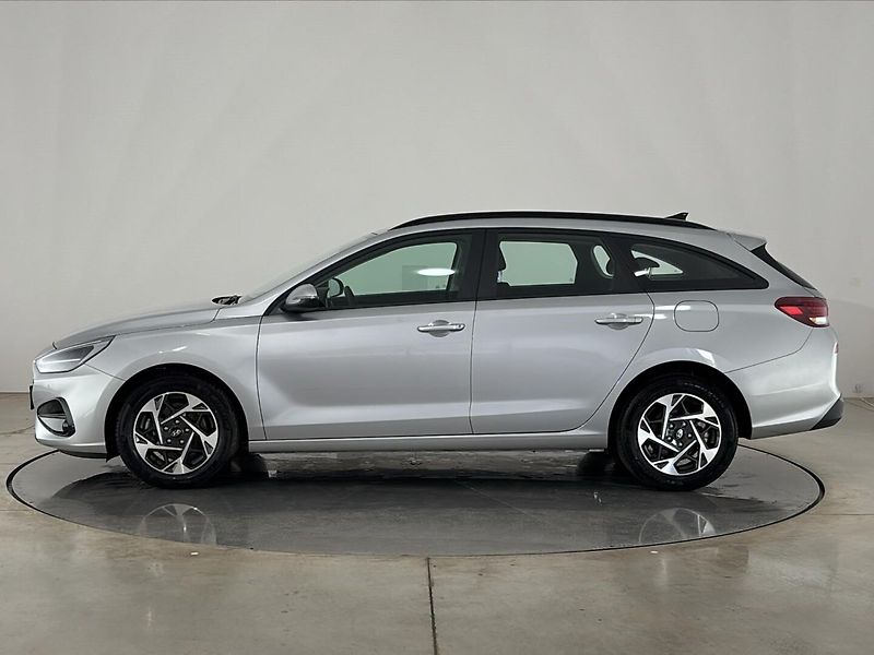 Hyundai i30 Smart DCT - fotka 3 z 26