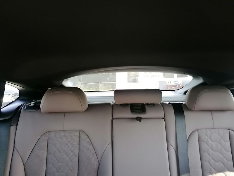 BMW X4 (2019) X4M Competition 510 PS - fotka 33 z 40