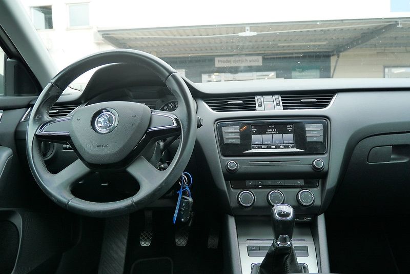Škoda Octavia - fotka 6 z 6