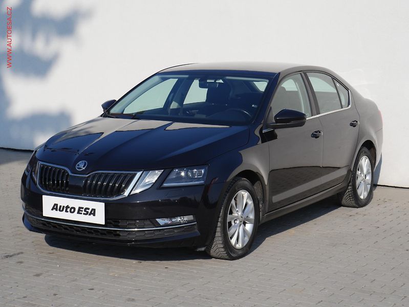 Škoda Octavia (2017) 1.4 G-TEC, ČR, LED, navi, AC - fotka 3 z 17