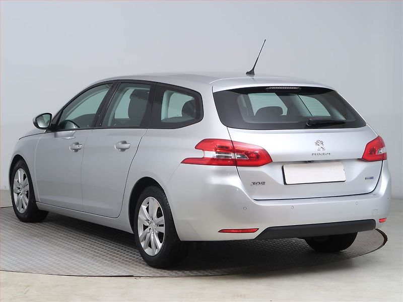 Peugeot 308 (2016) Active 1.6 BlueHDi, Serv.kniha - fotka 4 z 14