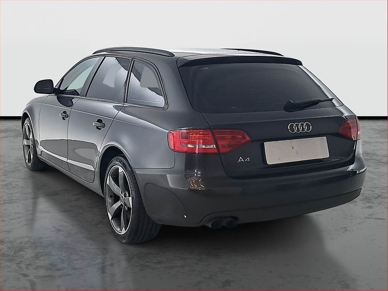 Audi A4 (2008) 1.8 TFSI, Serv.kniha - fotka 4 z 15