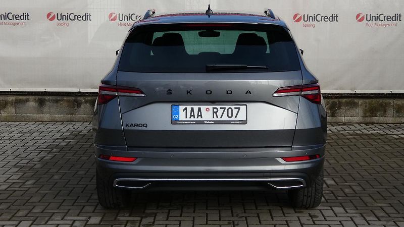 Škoda Karoq 1,5 TSI Sportline - fotka 4 z 23