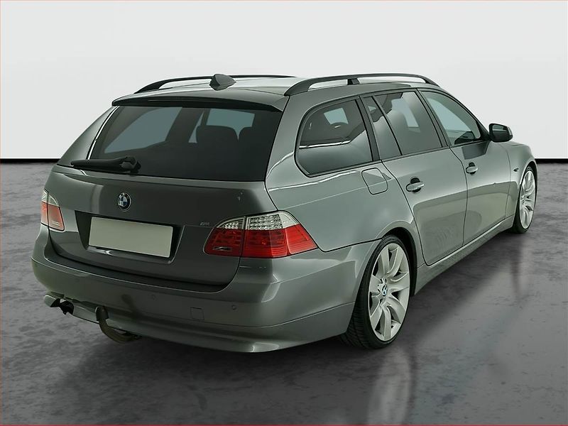 BMW Řada 5 (2010) 530d, Automat, Tažné - fotka 5 z 25