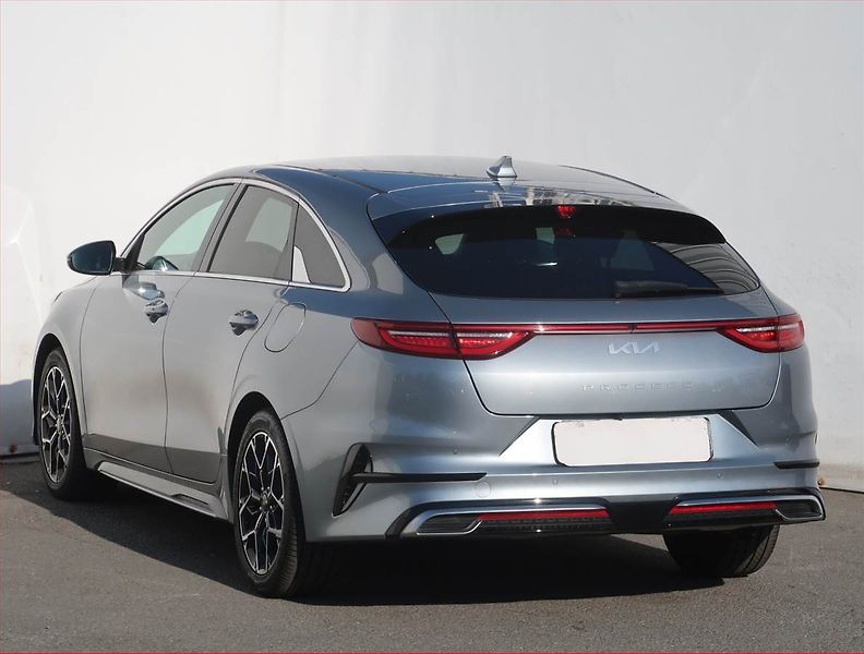 Kia Pro_Ceed (2023) GT-Line 1.5 T-GDI - fotka 4 z 23