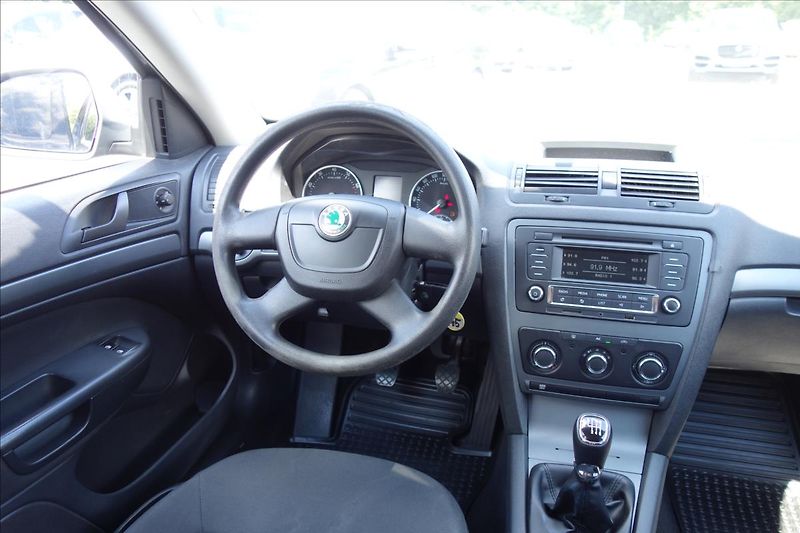 Škoda Octavia 1,2 TSi, ČR, KLIMA, PRIMA. - fotka 18 z 34