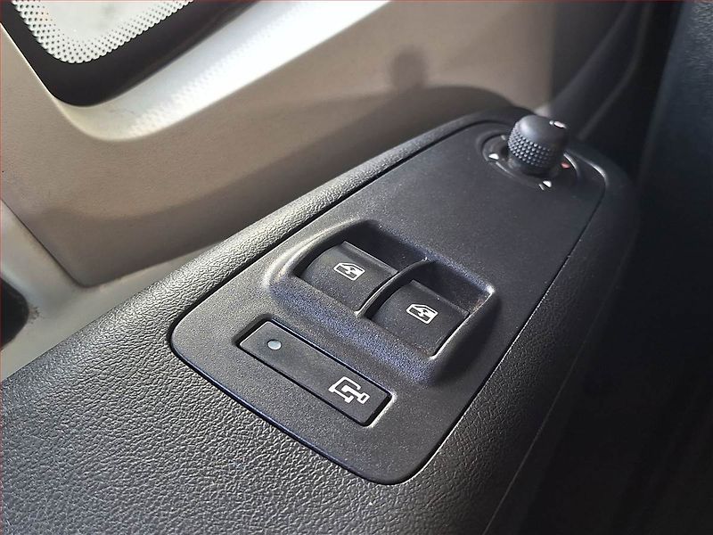 Citroën Jumper (2018) 2.0 BlueHDi, Maxi, 14m3, 1.0t - fotka 18 z 18