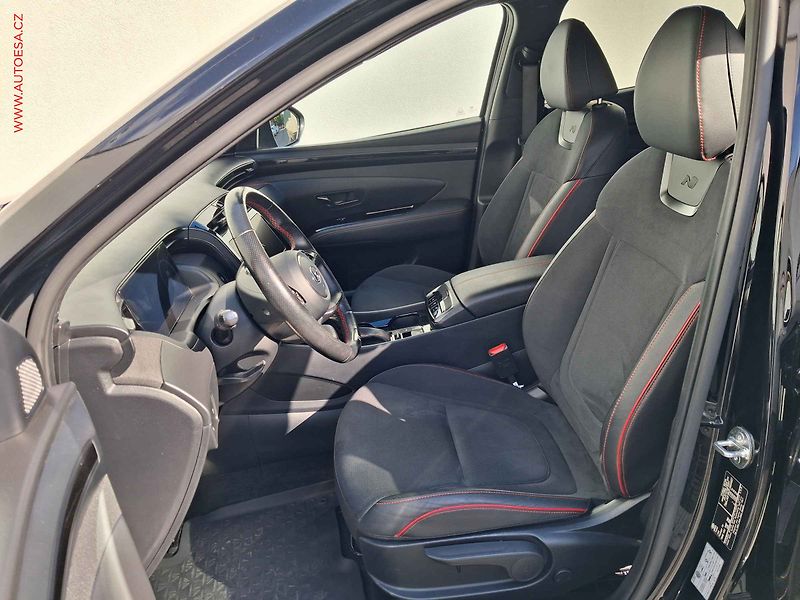 Hyundai Tucson (2024) 1.6 T-GDi, 1.maj,ČR, N Line - fotka 9 z 20