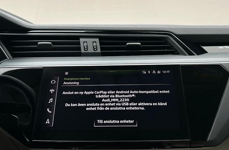 Audi Q8 e-tron 55 Quattro Kam. Bílý interiér - fotka 27 z 27