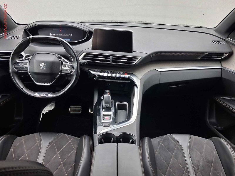 Peugeot 5008 (2017) 2.0 HDi, GT, AT, LED, panor - fotka 8 z 17