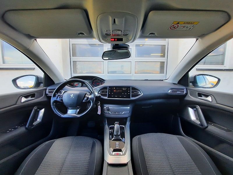 Peugeot 308 SW ACTIVE 1,5 BHDi EAT8 - fotka 2 z 25