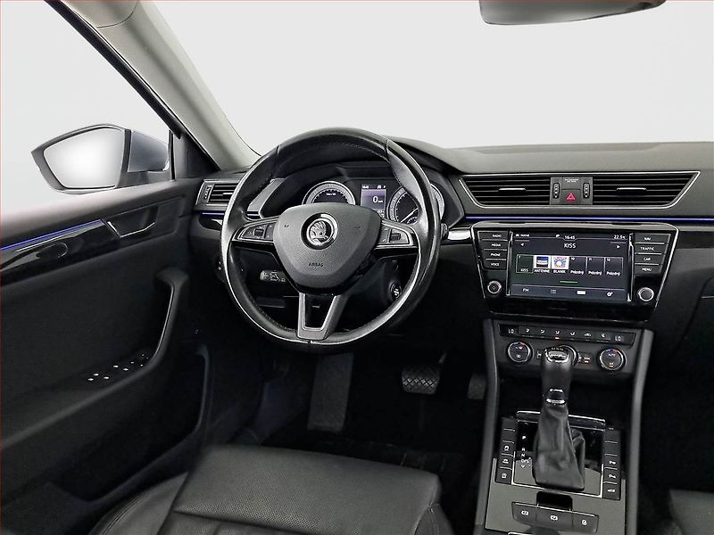 Škoda Superb (2017) Laurin&Klement 2.0 TDI 4x4 - fotka 7 z 18