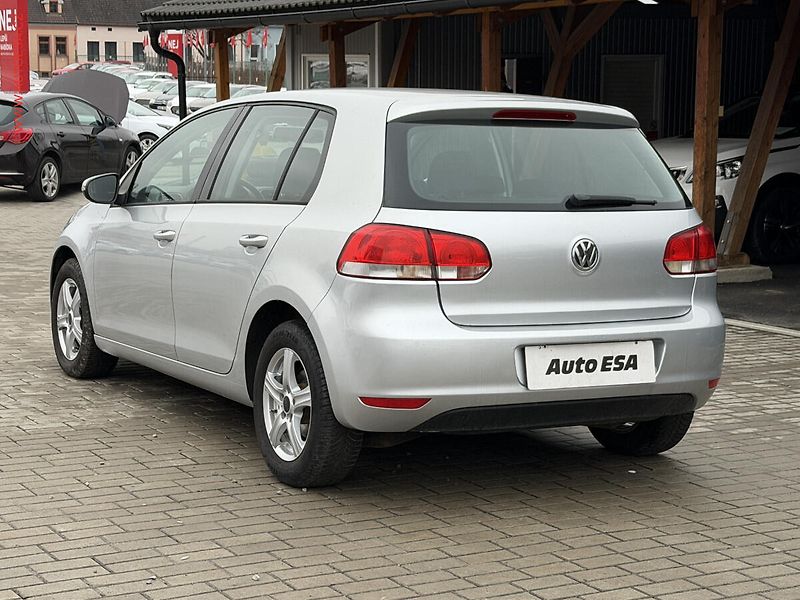 Volkswagen Golf (2009) 1.6TDI, STK11/27 - fotka 4 z 14