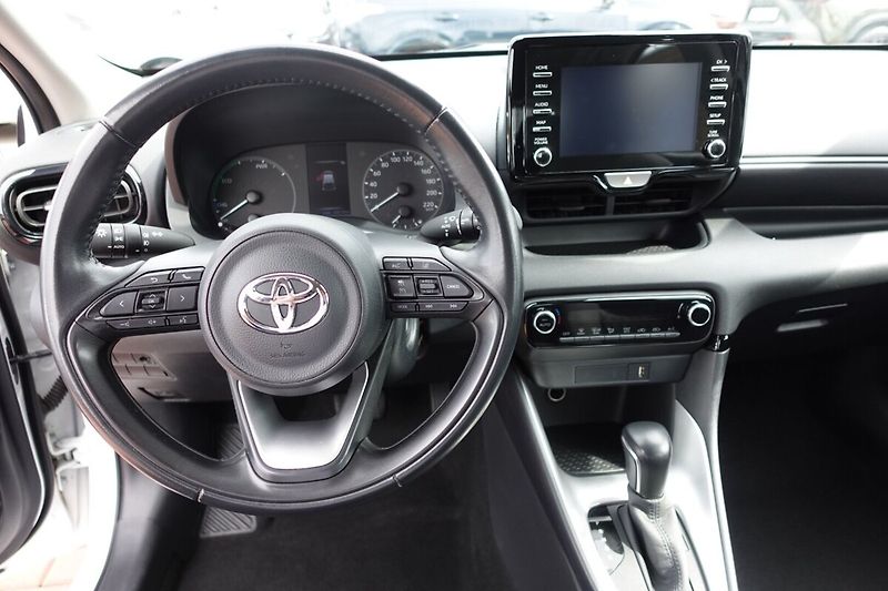 Toyota Yaris 1,5HSD Comfort - fotka 14 z 26