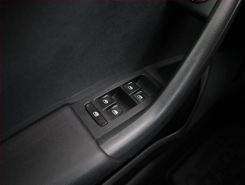 Škoda Octavia (2016) 1.6 TDI, Navi, Tempomat - fotka 15 z 18
