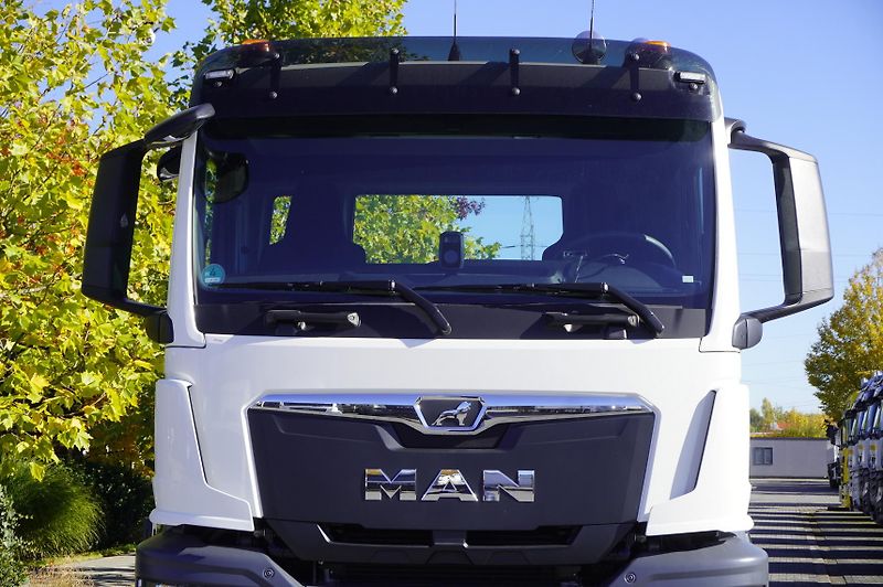 MAN TGS (2025) 26.480 6x4 / 20 tho. km!!! - fotka 9 z 20