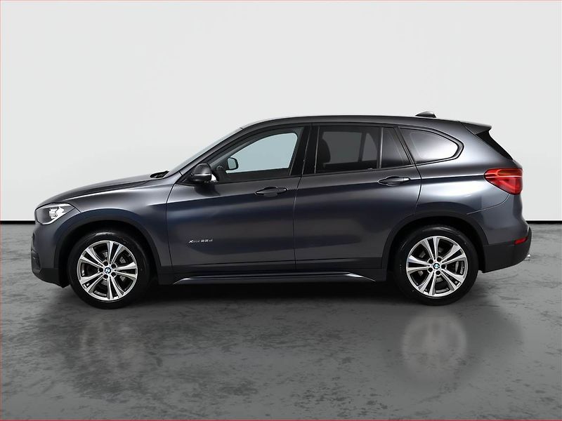 BMW X1 (2015) xDrive25d, 4X4, Automat - fotka 3 z 19