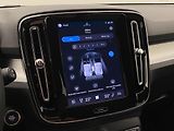 Volvo XC40 B3 CORE AUT CZ - náhled 36