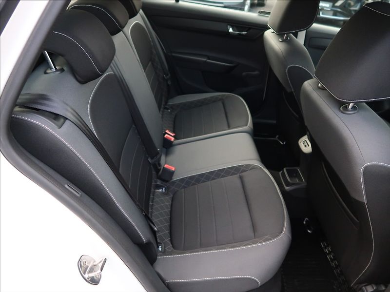 Škoda Fabia 1,0 TSi,70kW,1majČR,Serv.k,DPH - fotka 18 z 25