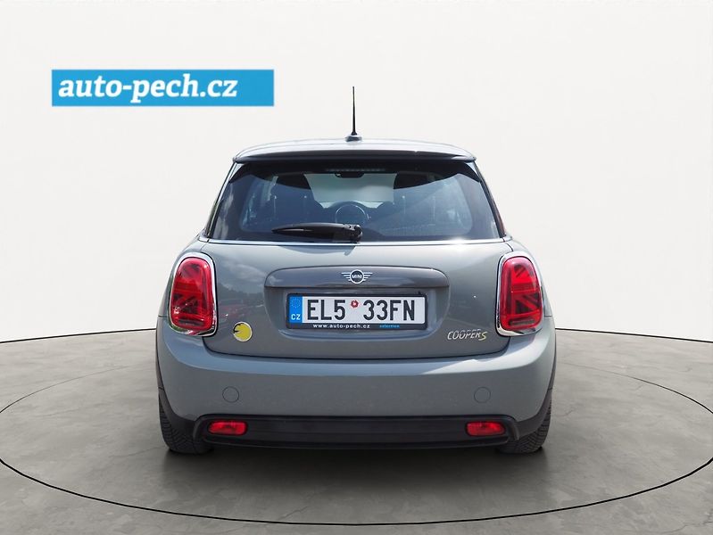 Mini Cooper (2020) SE Electric 33 kWh - fotka 3 z 30