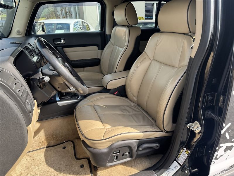 Hummer H3 3,5 AUT KŮŽE 4X4 STAN NAVIJÁK - fotka 23 z 39