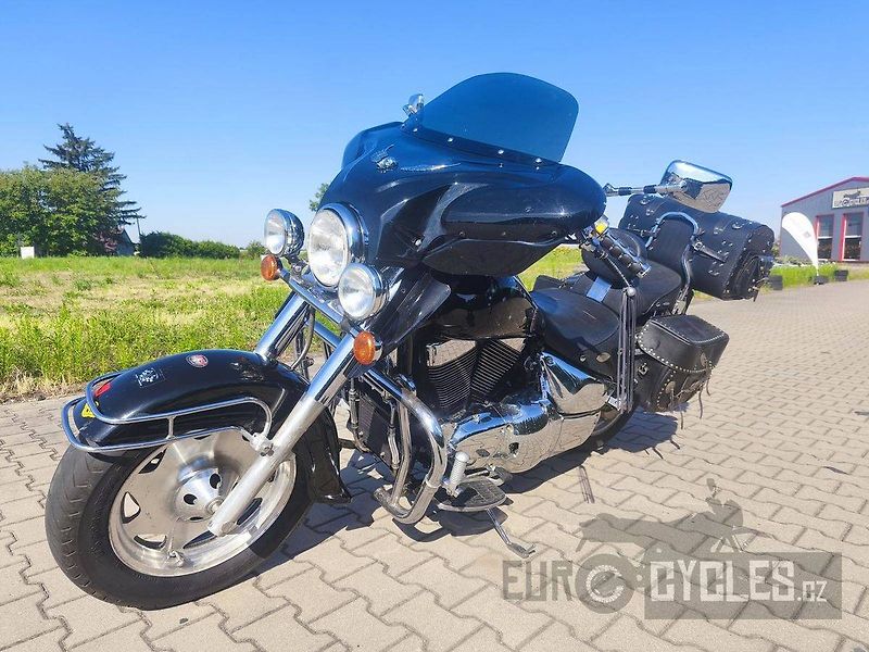 Suzuki VL 1500 Intruder LC (1997) - fotka 3 z 6