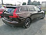 Volvo V60 (2021) 2.0 B4 145kW A/T Kůže - náhled 3