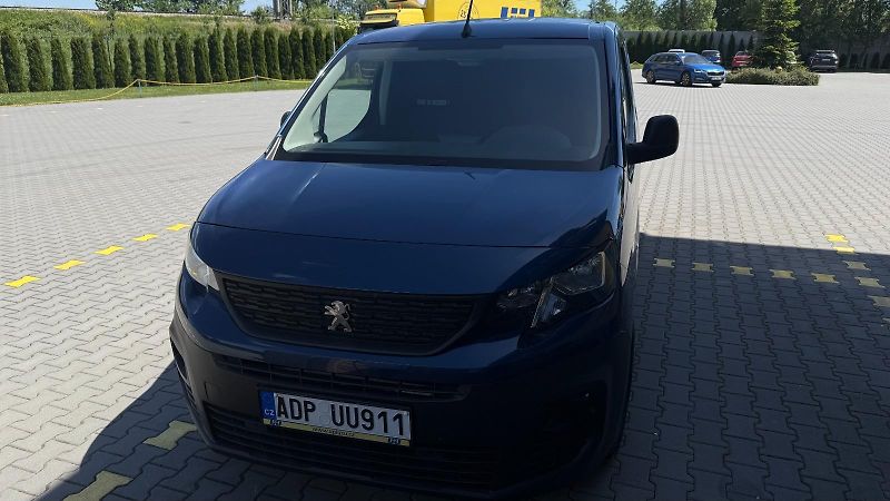 Peugeot Partner (2020) 1,2 81kw 1.majitel - fotografie inzerátu