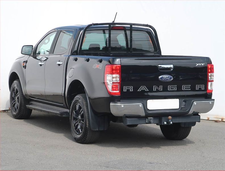 Ford Ranger (2022) XLT 2.0 EcoBlue - fotka 4 z 20