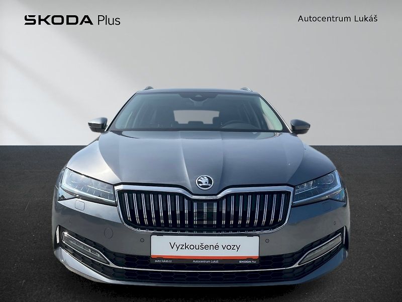 Škoda Superb (2024) COMBI STYLE PLUS 2.0 TDI 110 k - fotka 4 z 41