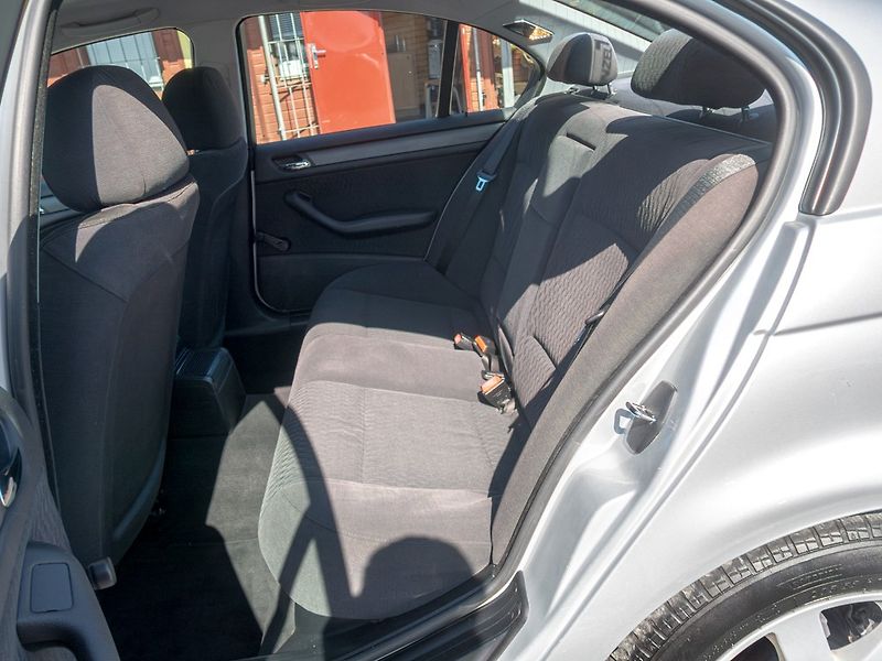 BMW Řada 3 (2000) 1.9i 77KW DIGI – po servisu - fotka 25 z 32