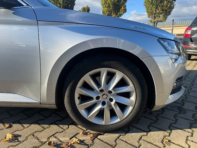 Škoda Superb (2019) DSG 2,0 TDI 140 KW STYLE+ SŠA - fotka 17 z 49