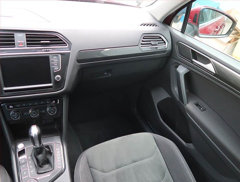Volkswagen Tiguan (2016) 2.0 TSI, 4X4, Automat - fotka 8 z 16
