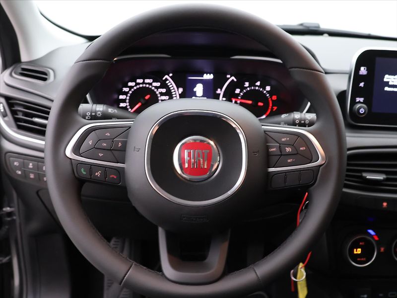 Fiat Tipo 1,4 16V 70kW CZ Street - fotka 17 z 34
