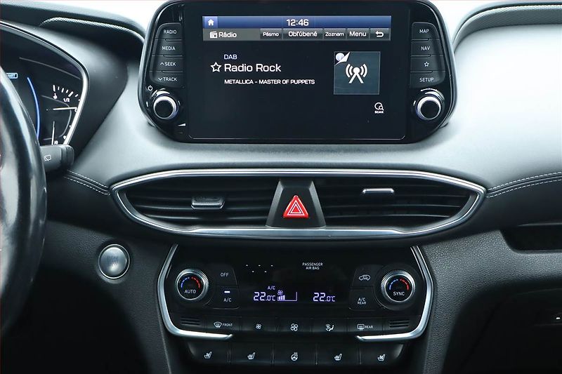 Hyundai Santa Fe (2019) Style 2.2 CRDi, 4X4, Automat - fotka 12 z 34