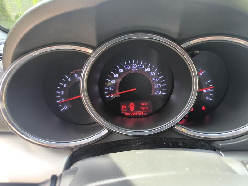 Kia Sorento (2010) Prodej - fotka 12 z 13