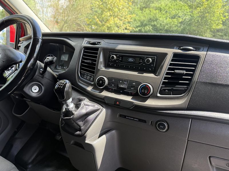 Ford Transit Custom (2020) FORD TRANSIT CUSTOM MRAZÁK - fotka 18 z 19