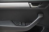 Škoda Superb - náhled 12