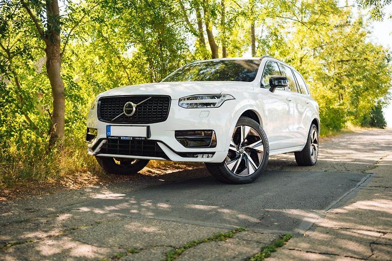 Volvo XC90 (2021) B6 AWD - fotka 5 z 31