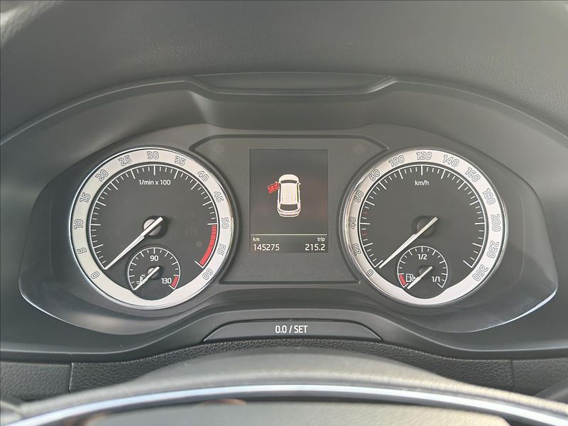 Škoda Karoq 2,0 TDI 110 kW DSG DPH ČR - fotka 13 z 35