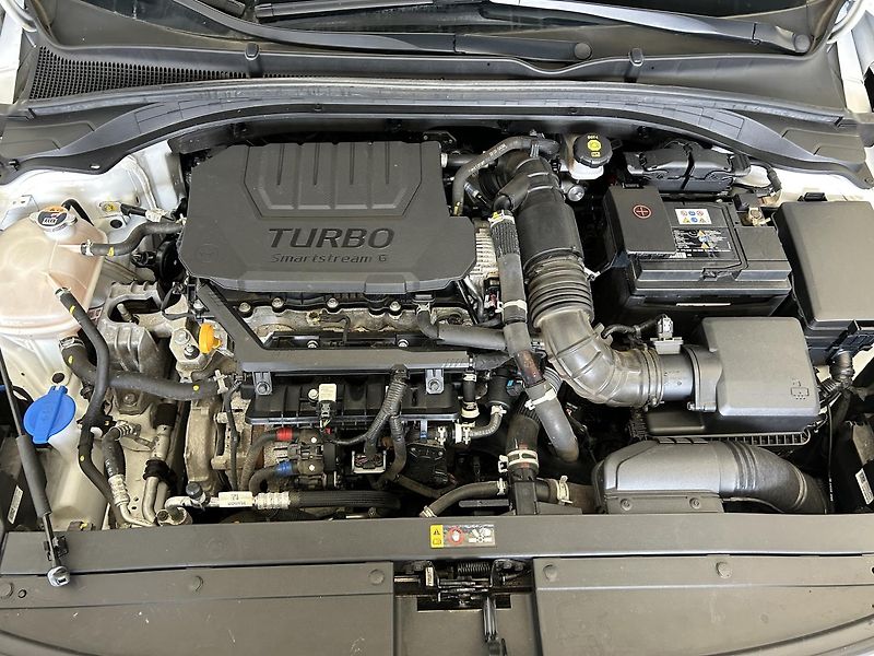 Hyundai i30 1.5 T-GDi Smart - fotka 24 z 27