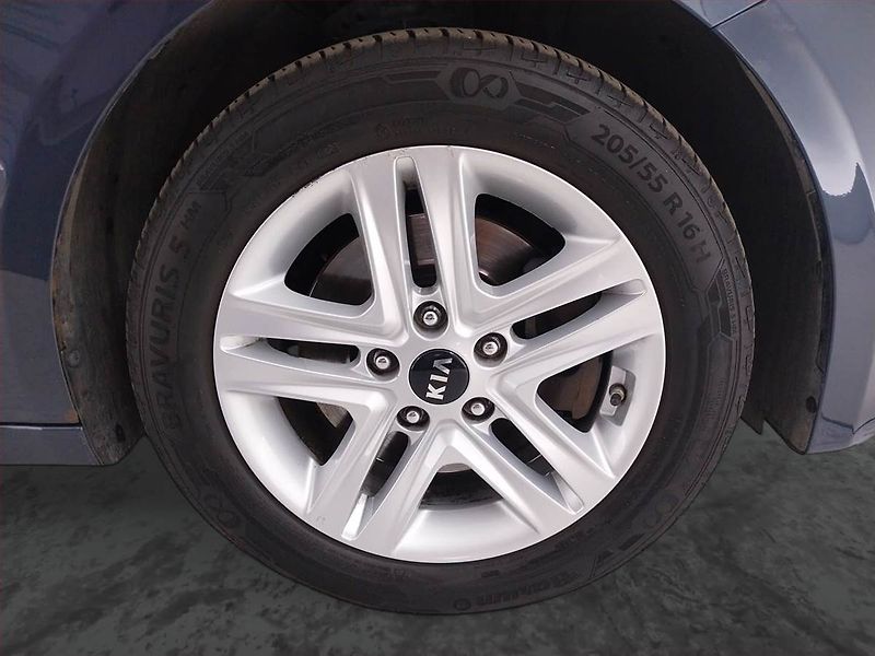 Kia Ceed (2019) 1.6 CRDi, Serv.kniha, Navi - fotka 15 z 19