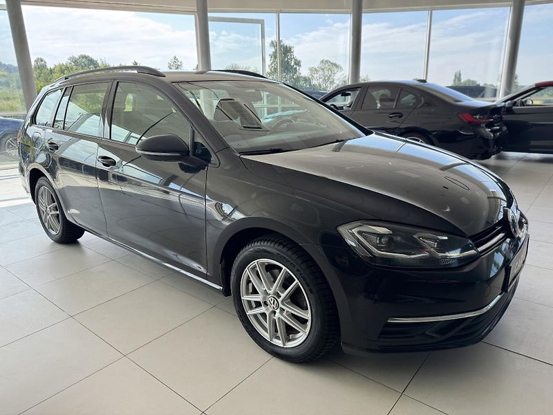 Volkswagen Golf 1,0TSI DSG*81kW*LED*Masáž - fotka 4 z 32