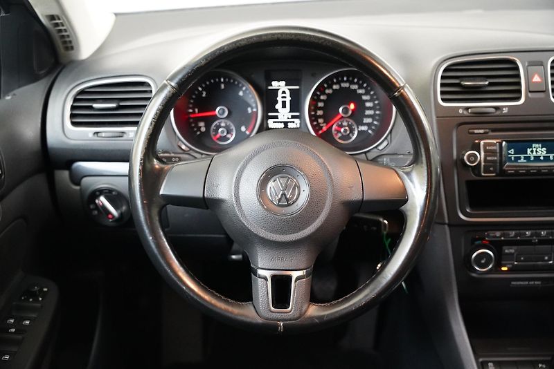 Volkswagen Golf - fotka 16 z 22