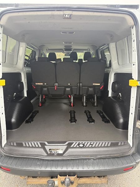 Ford Transit Custom (2014) FORD TRANSIT CUSTOM 6 MÍST M1  - fotka 8 z 20