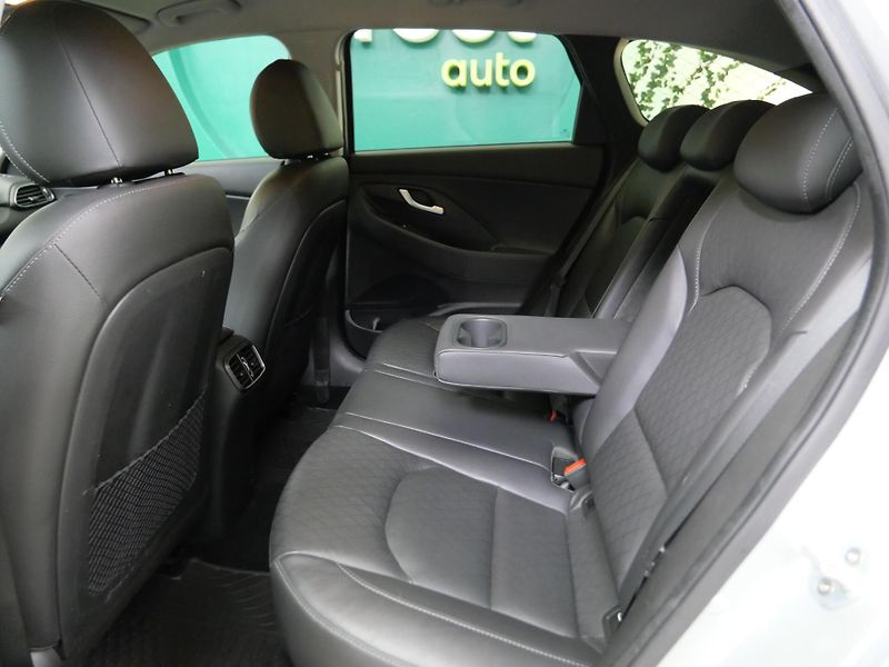 Hyundai i30 - fotka 25 z 26